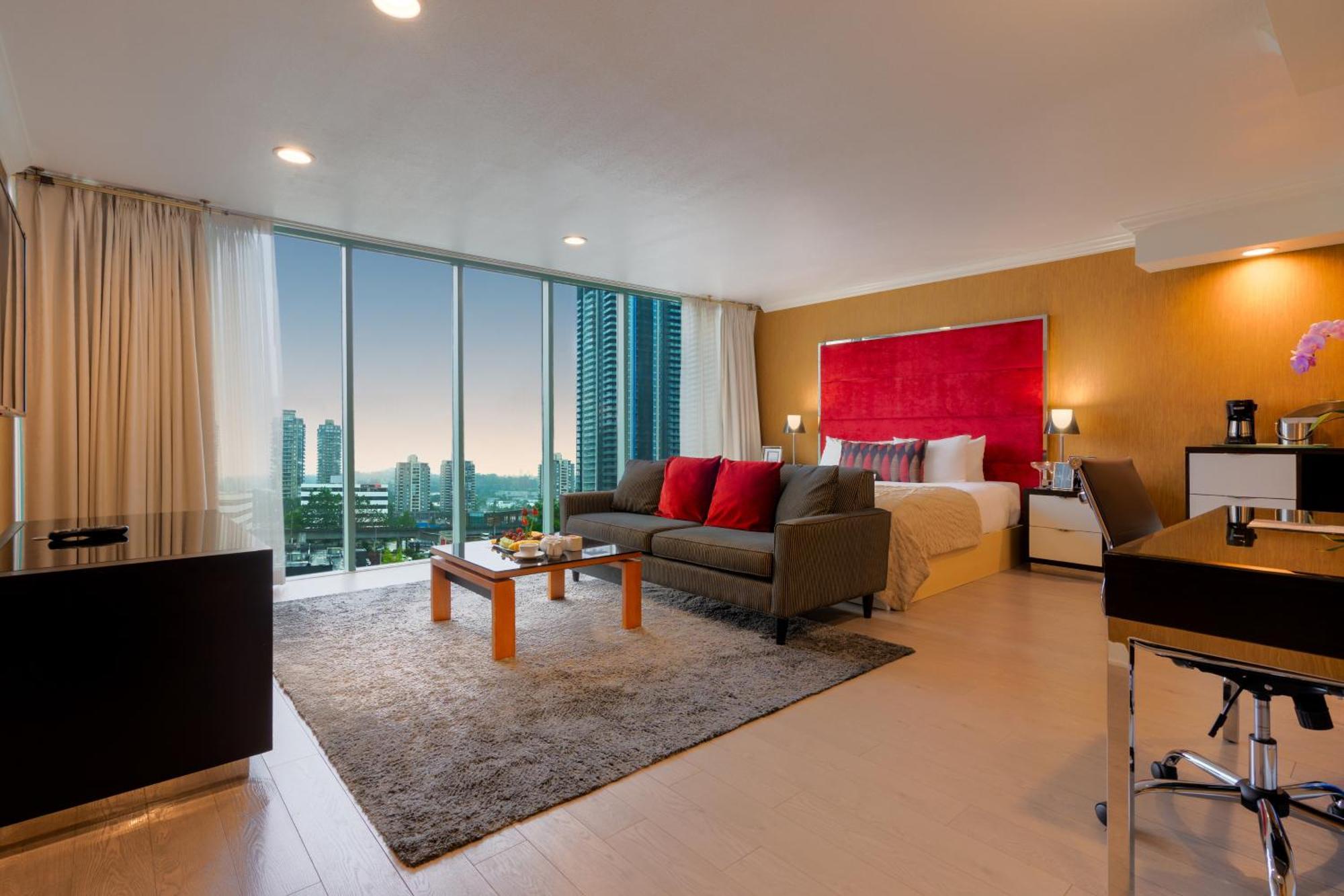 Executive Suites Hotel & Conference Center, Metro Vancouver Бернабі Екстер'єр фото